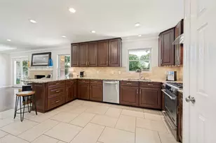 10411 Gooding Dr, Dallas, TX 75229 - Photo 12