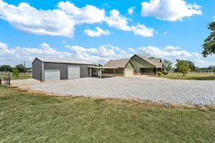 590 Peel Rd, Springtown, TX 76082 - Photo 2