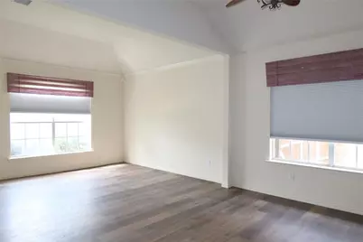 2816 Kings Gate Drive, Carrollton, TX 75006 - Photo 2