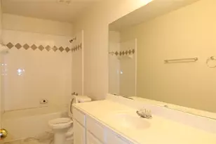 2816 Kings Gate Dr, Carrollton, TX 75006 - Photo 8