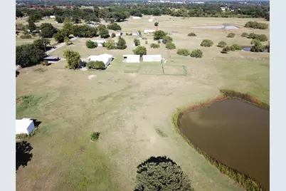 1721 County Rd 909, Joshua, TX 76058 - Photo 12