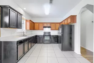 1214 S Belt Line Rd, Dallas, TX 75253 - Photo 2