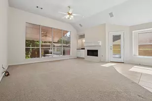469 Crestview Point Dr, Lewisville, TX 75067 - Photo 22