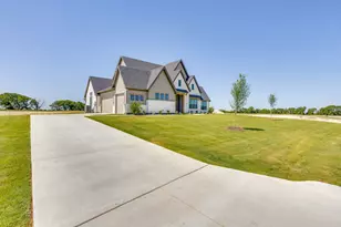 2830 Guadalupe Peak, Waxahachie, TX 75167 - Photo 2