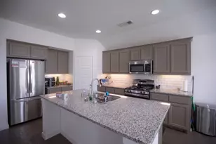 404 Barnstorm Dr, Celina, TX 75009 - Photo 4