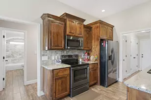 5242 Granite Cir, Abilene, TX 79606 - Photo 8