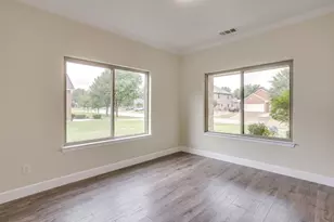 2505 Glen Ranch Dr, Burleson, TX 76028 - Photo 10
