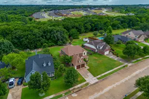 2505 Glen Ranch Dr, Burleson, TX 76028 - Photo 2