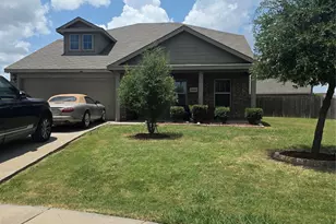 2803 Aberdeen Dr, Seagoville, TX 75159 - Photo 2