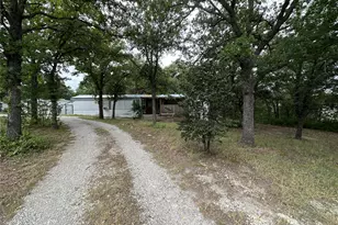 176 Live Oak Rd, Springtown, TX 76082 - Photo 4