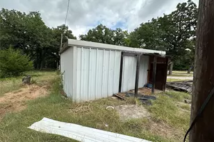 176 Live Oak Rd, Springtown, TX 76082 - Photo 10