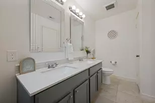 2751 Stonecreek Ct, Carrollton, TX 75006 - Photo 14