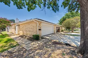 2751 Stonecreek Ct, Carrollton, TX 75006 - Photo 16