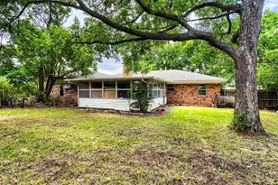 1205 Duane St, Benbrook, TX 76126 - Photo 8