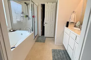 1152 Sunderland Ln, Fort Worth, TX 76134 - Photo 14