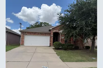 1152 Sunderland Lane, Fort Worth, TX 76134 - Photo 2