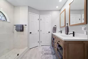 2926 Cripple Creek Trail, Grapevine, TX 76051 - Photo 12