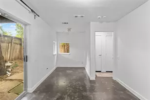 3809 San Jacinto St, Dallas, TX 75204 - Photo 10