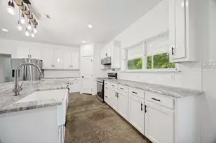 822 Private Rd 7370, Point, TX 75472 - Photo 16