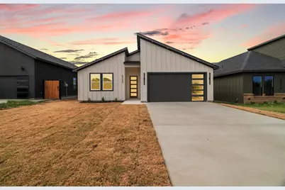 5220 Farnsworth Avenue, Fort Worth, TX 76107 - Photo 2
