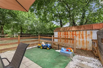 508 Batterson Street, Cleburne, TX 76031 - Photo 24