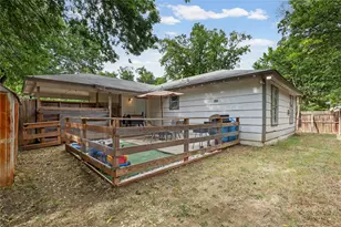 508 Batterson St, Cleburne, TX 76031 - Photo 16