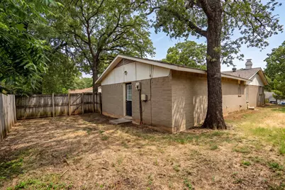 1006 N Lucas Drive, Grapevine, TX 76051 - Photo 30