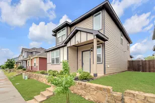 5620 Topwater Trl, Fort Worth, TX 76119 - Photo 2