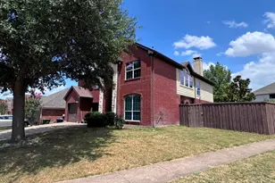 814 Honey Hill Dr, Garland, TX 75040 - Photo 2