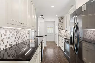 8610 Turtle Creek Boulevard #208, Dallas, TX 75225 - Photo 12