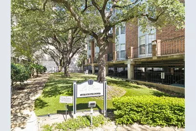 8610 Turtle Creek Boulevard #208, Dallas, TX 75225 - Photo 30