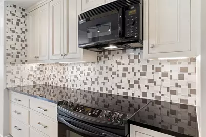 8610 Turtle Creek Boulevard #208, Dallas, TX 75225 - Photo 14