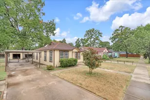 1113 Hudgins Ave, Fort Worth, TX 76111 - Photo 2