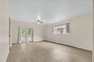 1113 Hudgins Ave, Fort Worth, TX 76111 - Photo 22