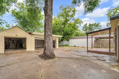 1113 Hudgins Avenue, Fort Worth, TX 76111 - Photo 26