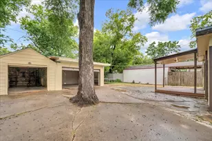 1113 Hudgins Ave, Fort Worth, TX 76111 - Photo 26