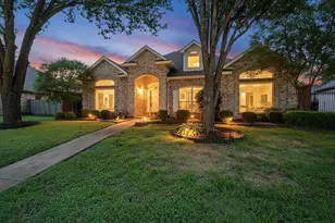 1132 Devonshire Dr, DeSoto, TX 75115 - Photo 1