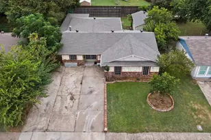 1506 Town Bluff St, Garland, TX 75040 - Photo 4