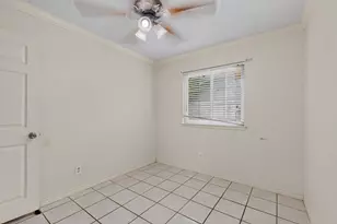 1506 Town Bluff St, Garland, TX 75040 - Photo 22