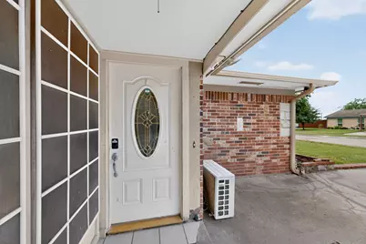 1506 Town Bluff Street, Garland, TX 75040 - Photo 20
