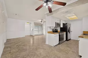 1506 Town Bluff St, Garland, TX 75040 - Photo 6