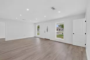 6208 Fenway St, Dallas, TX 75217 - Photo 8