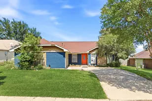 5402 Peninsula Way, Garland, TX 75043 - Photo 4