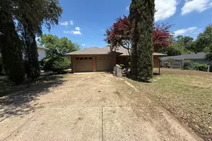 5204 Winifred Dr, Fort Worth, TX 76133 - Photo 2