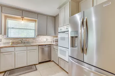 4510 Longacres Court, Arlington, TX 76016 - Photo 14