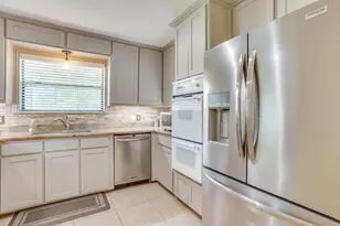 4510 Longacres Ct, Arlington, TX 76016 - Photo 14