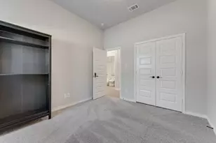 2631 Askern Ct, Grand Prairie, TX 75052 - Photo 18