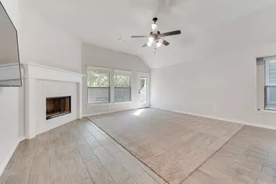 2631 Askern Court, Grand Prairie, TX 75052 - Photo 4