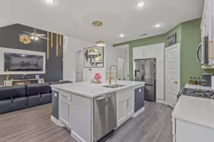 3601 Palmetto Ave, Aubrey, TX 76227 - Photo 10