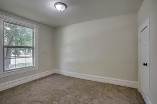 301 Madison St, Cleburne, TX 76033 - Photo 24